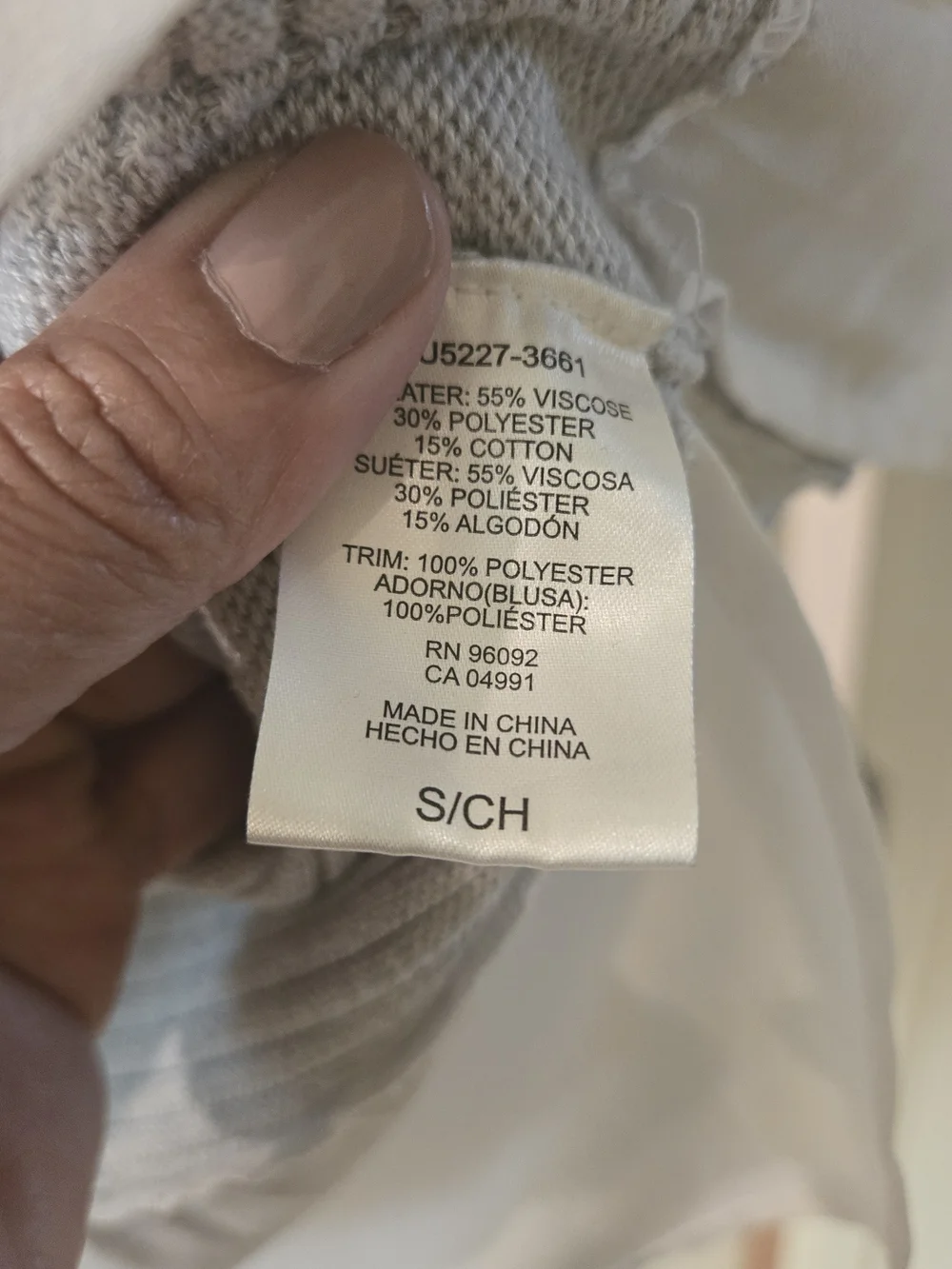 Women's Light Gray Ribbed Crewneck Sweater - Picture 4 of 5